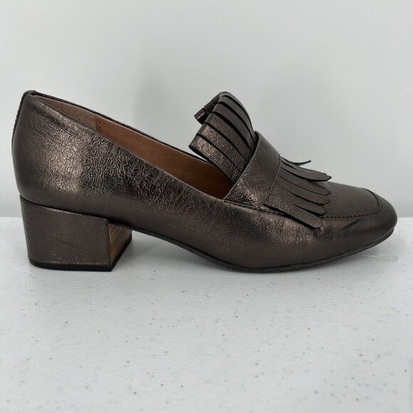 Kenneth Cole Gentle Souls Womens Metallic Fringe Loafers Women's Size 8M - Picture 1 of 10